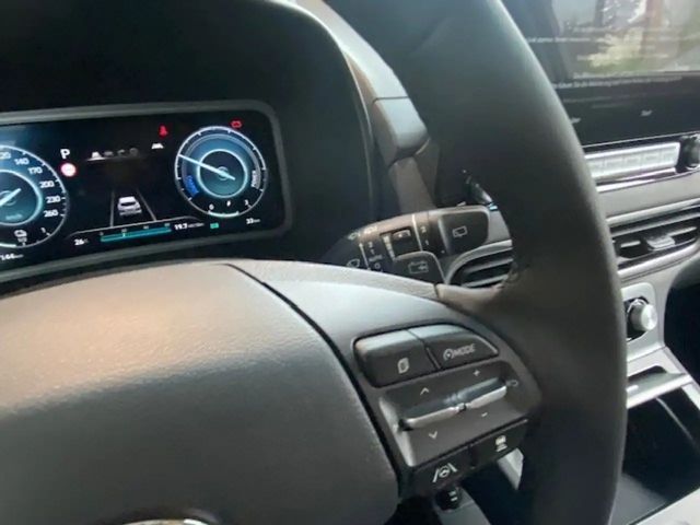 Hyundai Kona 64 kWh Electric