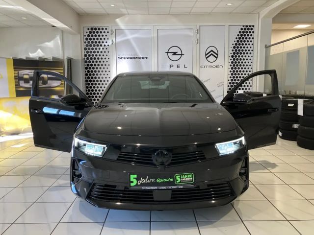 Opel Astra 1.2 Turbo Sports Tourer