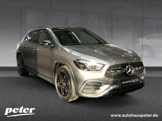 Mercedes-Benz GLA 200 AMG Line