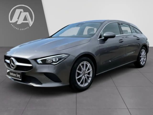 Mercedes-Benz CLA 200 CLA 200 d Shooting Brake