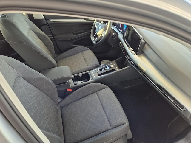 Volkswagen Golf 1.5 eTSI DSG Life Variant