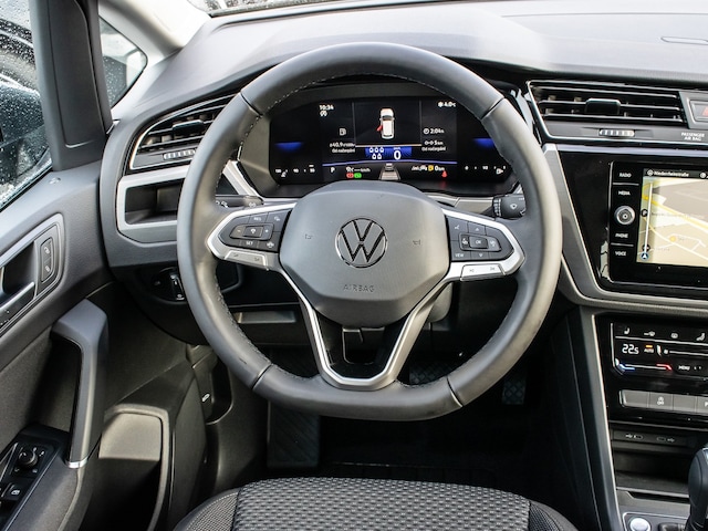 Volkswagen Touran 1.5 TSI DSG