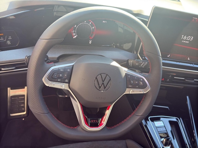 Volkswagen Golf 2.0 TSI DSG Golf VIII