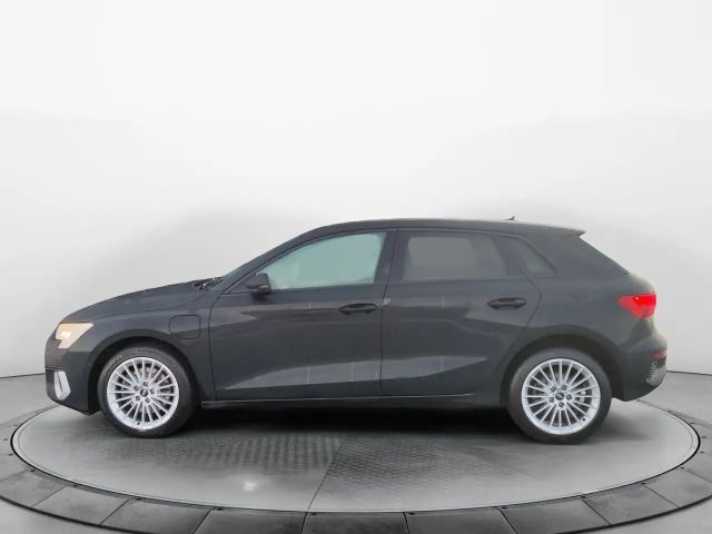 Audi A3 40 TFSI Hybride S-Tronic Sedan