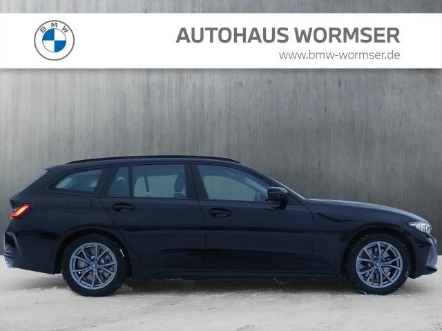 BMW 330 330e Touring