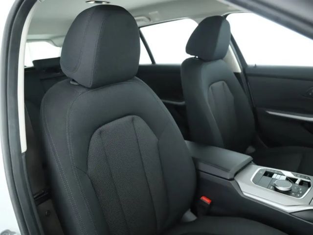 BMW 320 320d Touring xDrive