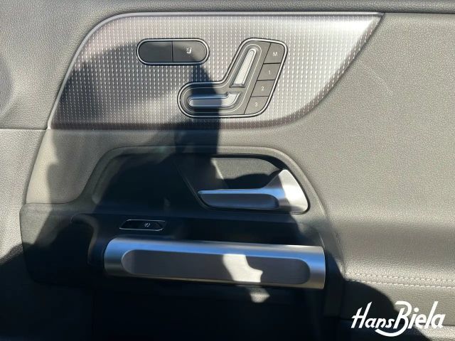 Mercedes-Benz EQB 300 4MATIC