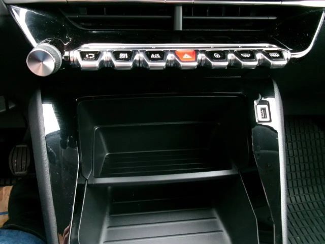 Peugeot 208 Active Pack