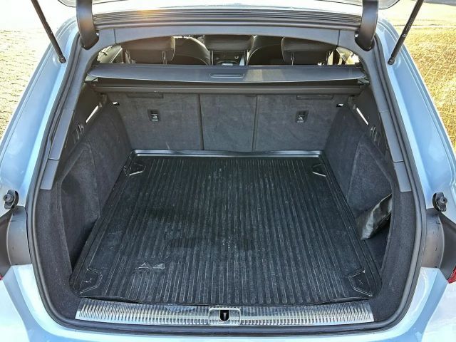 Audi A4 40 TDI Avant S-Line S-Tronic