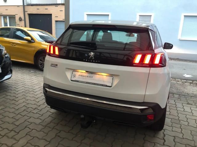 Peugeot 3008 Active Pack EAT8