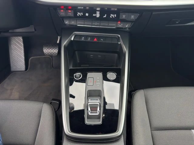 Audi A3 30 TFSI S-Tronic Sedan