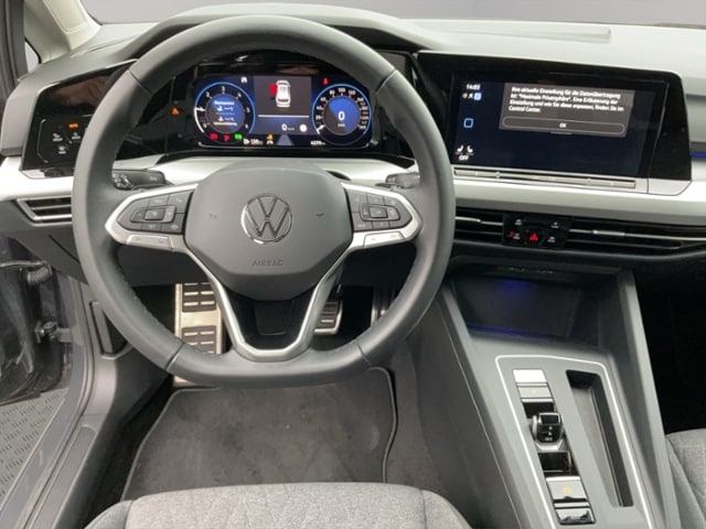 Volkswagen Golf DSG Golf VIII Move Plus Variant