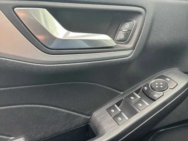 Ford Kuga 1.5 EcoBlue Cool & Connect