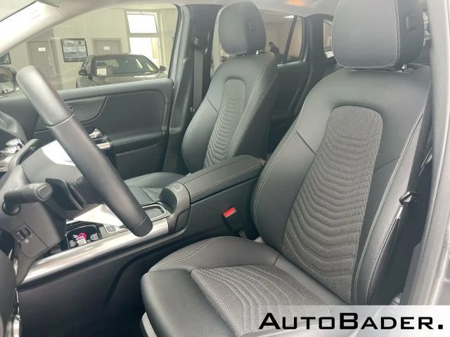 Mercedes-Benz GLA 200 GLA 200 d
