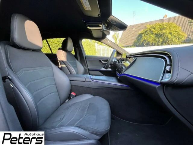 Mercedes-Benz E 220 AMG Line E 220 d