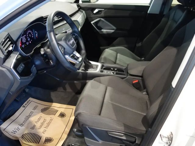 Audi Q3 35 TDI Quattro