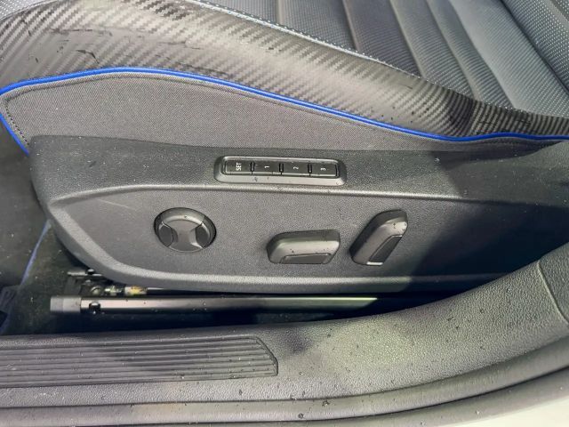 Volkswagen Golf 2.0 TSI DSG Golf VIII