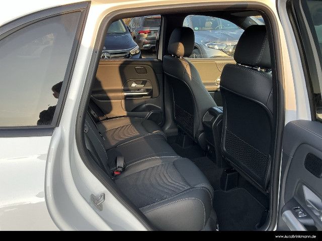 Mercedes-Benz B 180 Sedan