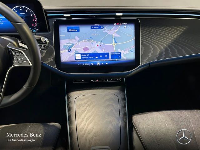 Mercedes-Benz E 200 AVANTGARDE Estate