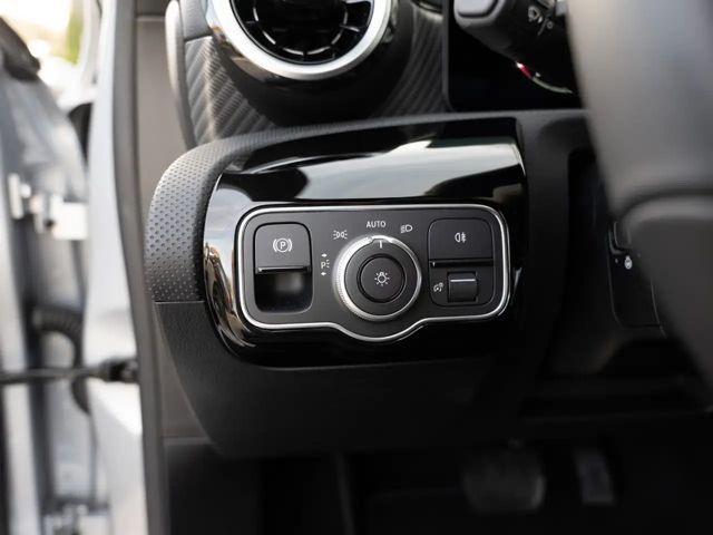 Mercedes-Benz A 180 Progressive