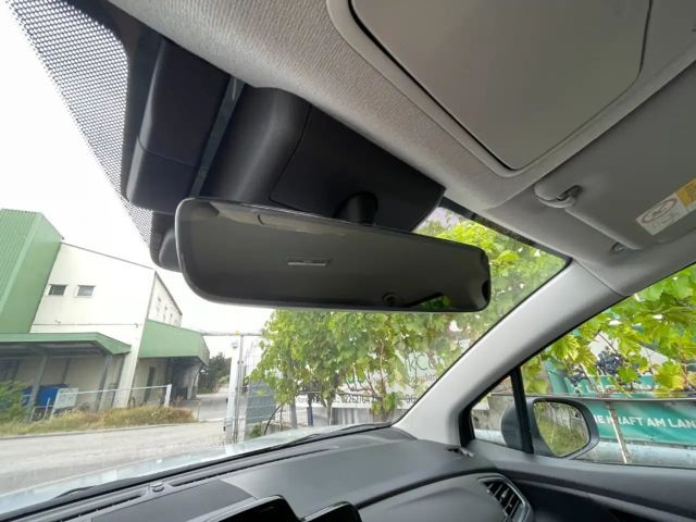 Suzuki S-Cross Hybrid