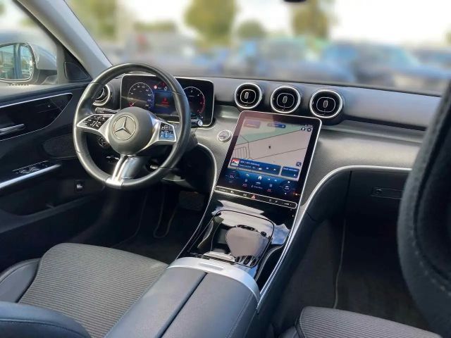 Mercedes-Benz C 220 AVANTGARDE C 220 d Sedan