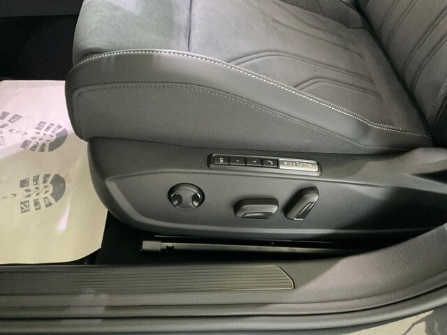 Volkswagen Golf 1,5 l eTSI EDITION 50