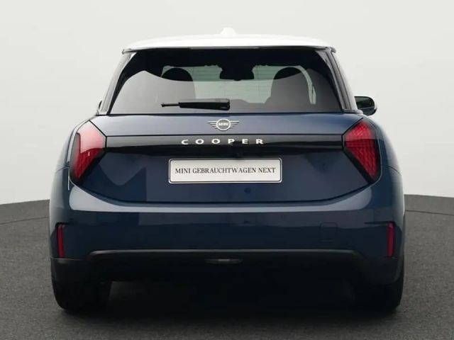 MINI Cooper E Favoured