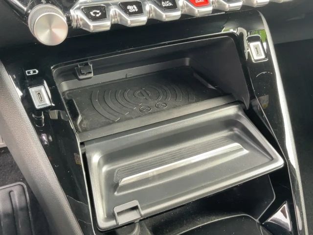 Peugeot 2008 Allure Pack PureTech