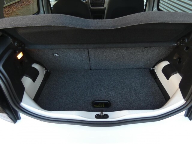 Volkswagen e-up! Plus Style