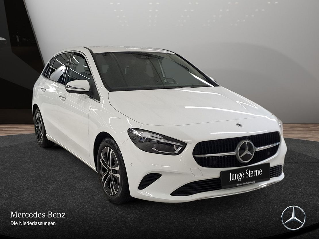 Mercedes-Benz B 200 Sedan