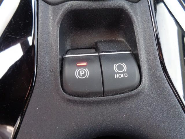 Toyota Corolla Hybride Team D