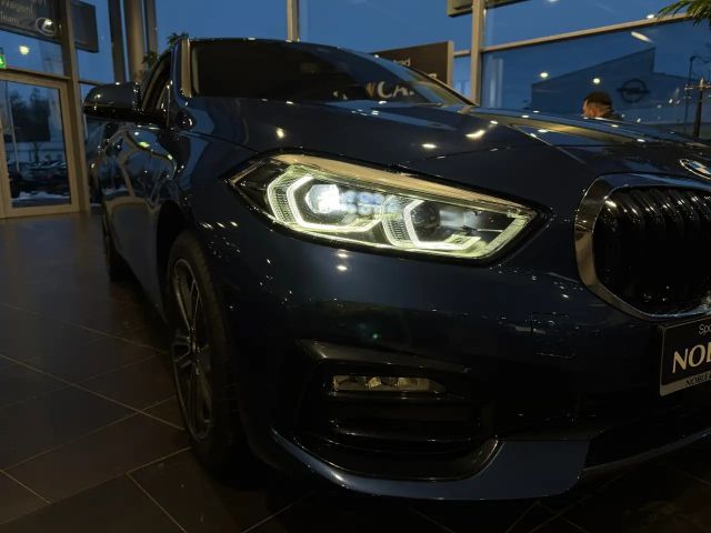 BMW 120 120i Sedan Sport Line