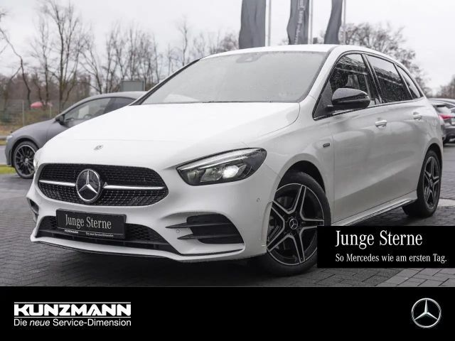 Mercedes-Benz B 250 AMG Line B 250 e
