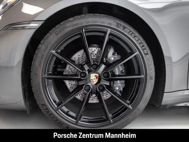 Porsche 992 Carrera Coupé