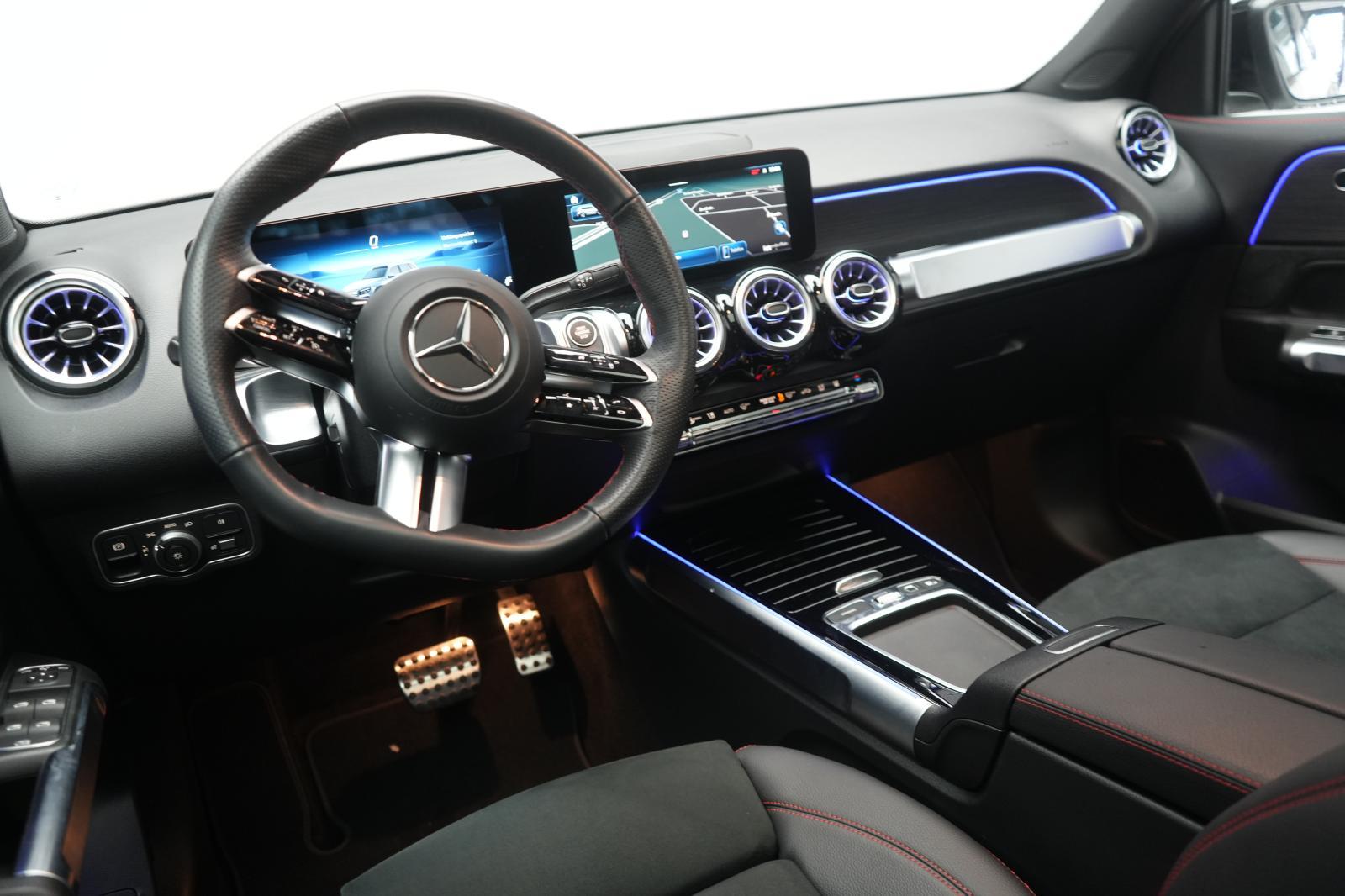 Mercedes-Benz GLB 220 AMG Line GLB 220 d