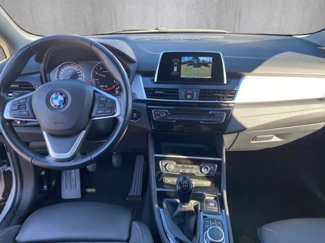 BMW 218 218d Gran Tourer Sport Line