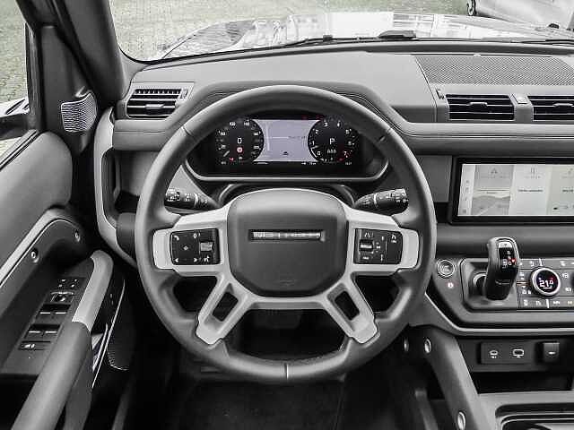 Land Rover Defender 110 Dynamic SE