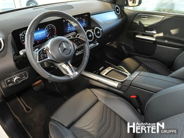 Mercedes-Benz B 180 Progressive Sedan