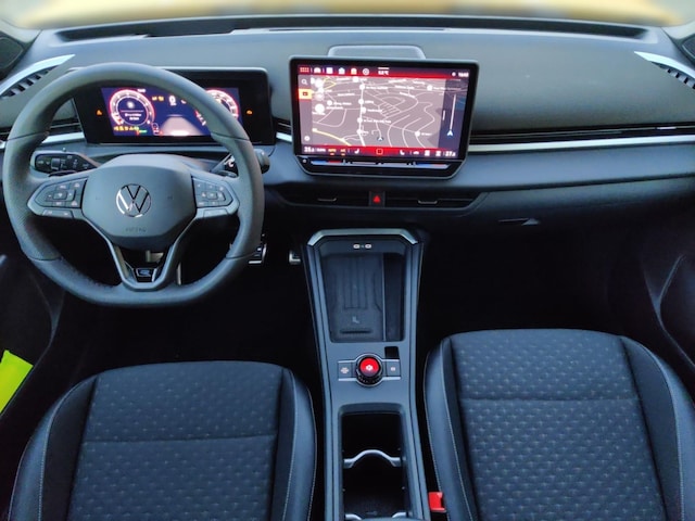 Volkswagen T-Roc 1.5 eTSI DSG IQ.Drive R-Line