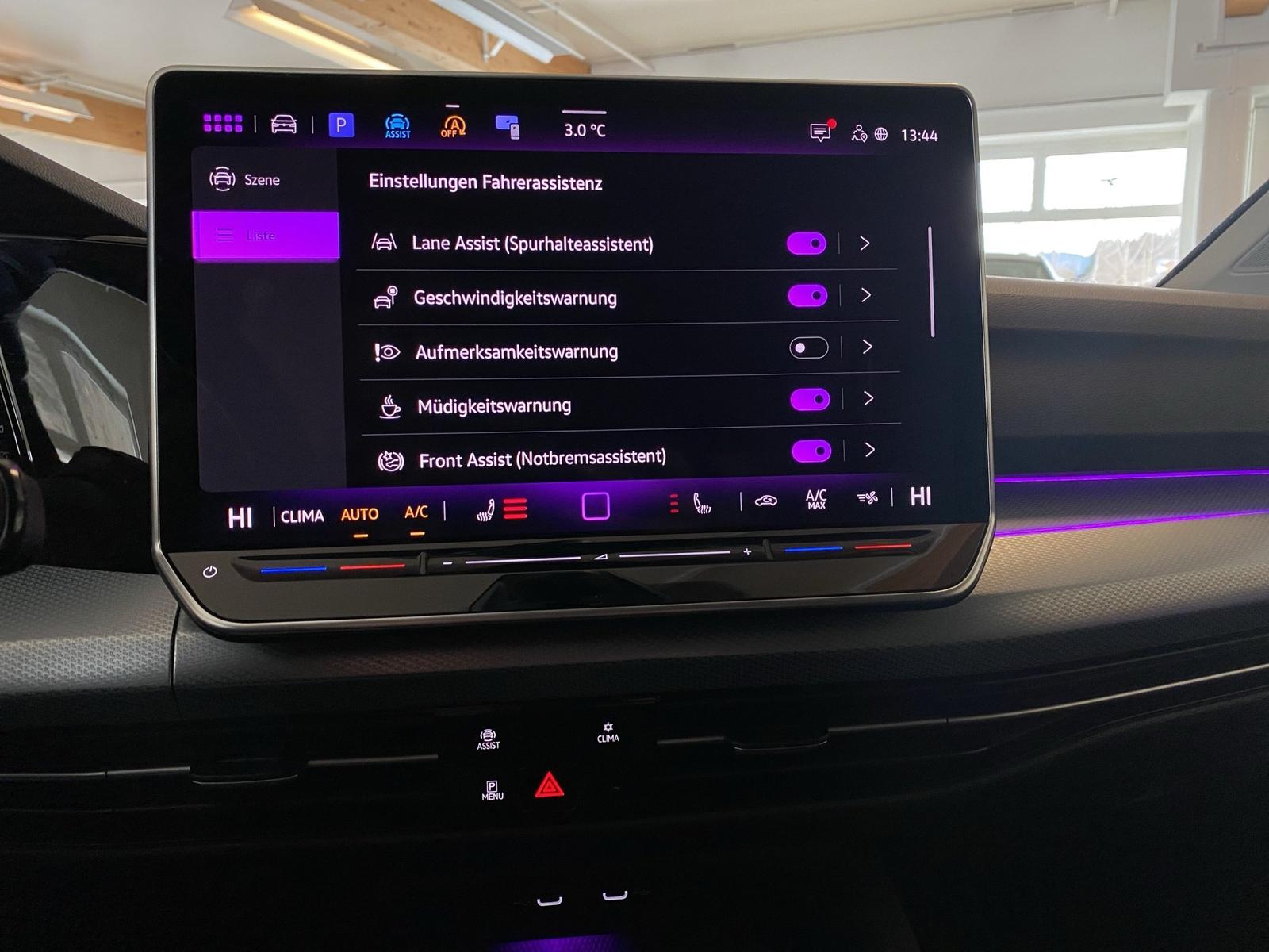 Volkswagen Golf 1.5 eTSI BMT DSG Golf VIII Life