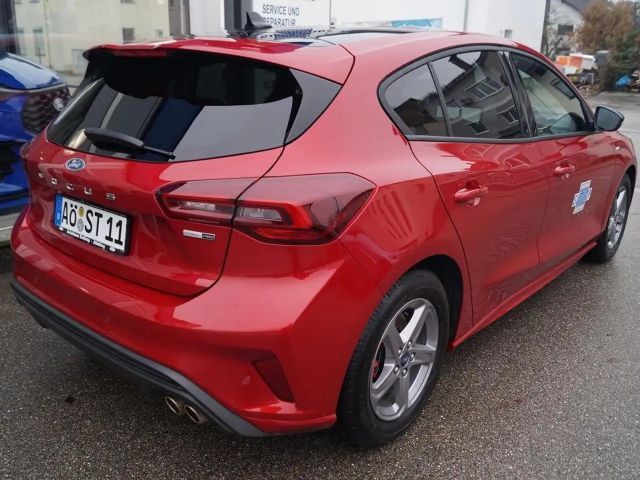 Ford Focus Limited ST Line