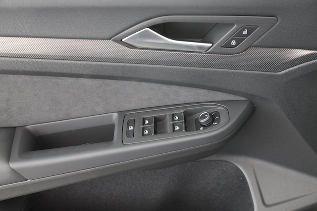 Volkswagen Golf 2.0 TSI DSG Golf VIII