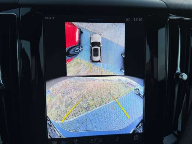 Volvo XC60 AWD Plus T8