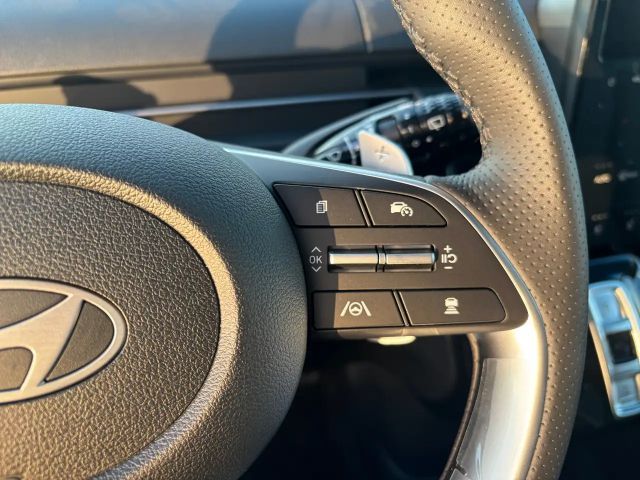 Hyundai Staria Signature