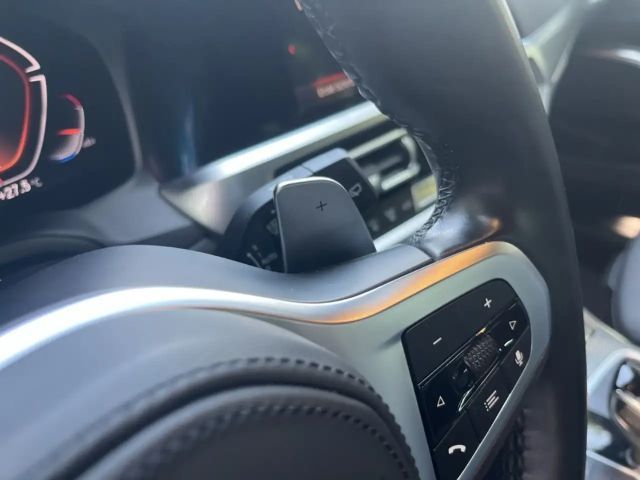 BMW 320 320i M-Sport Touring