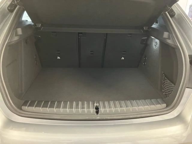 BMW 118 118d 5-deurs Sedan