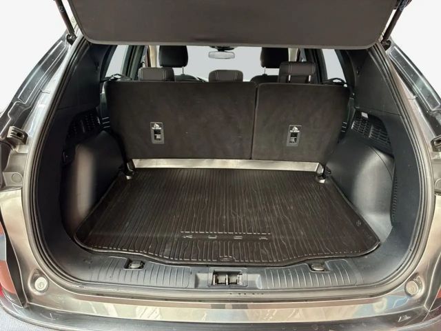 Ford Kuga Plug in Hybrid Titanium