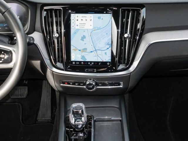 Volvo V60 Cross Country AWD Plus