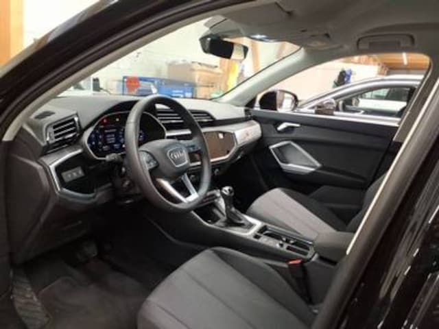 Audi Q3 35 TDI S-Tronic